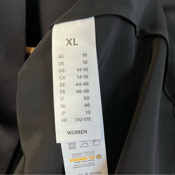 NWOT LilySilk Bow-tie Neck 100% Silk Charmeuse Black 22MM Mulberry Size XL - Picture 6 of 8